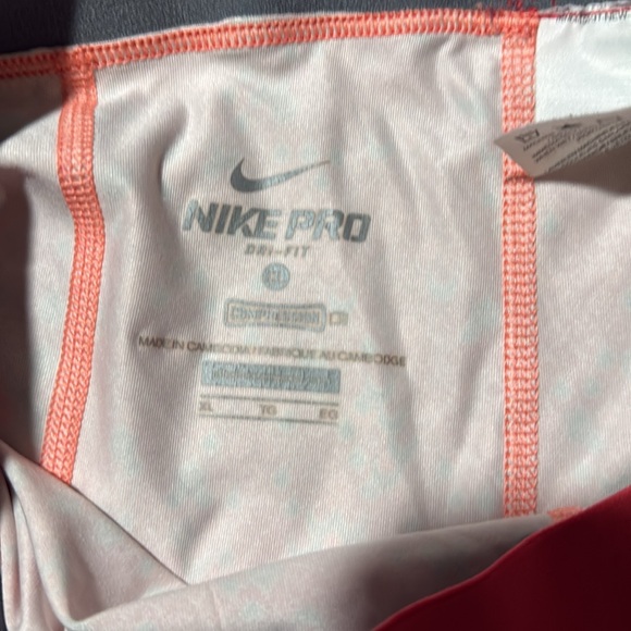 Nike Kids Spandex - Picture 3 of 3